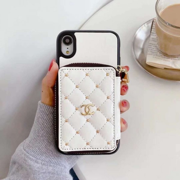 Chanel/シャネル ペアお揃い アイフォン12/12mini/12pro/12 pro maxケース iphone xs/x/8/7 plusケース ブランド アイフォンiphone 11/11 pro max/se2ケース おまけつきアイフォン12カバー レディース バッグ型 ブランド