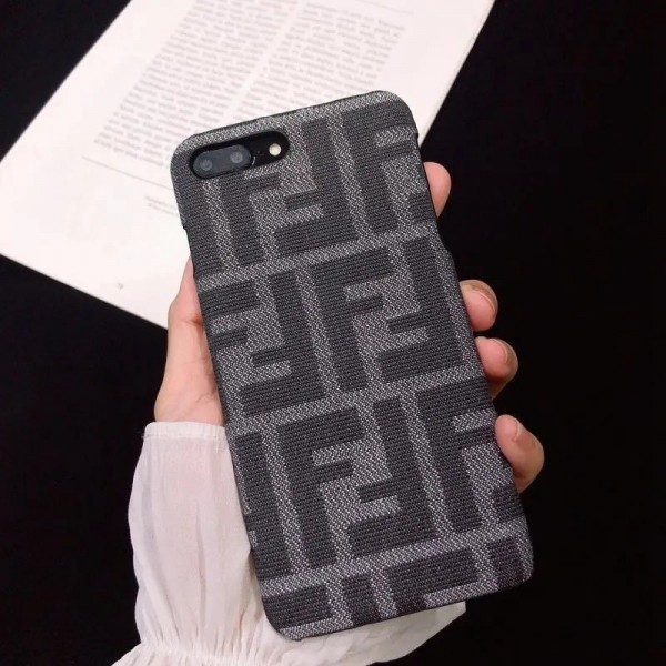 フェンディ/FENDI ビジネス ストラップ付きシンプル iphone12/12mini/12pro/12pro maxース ジャケットiphone 11/11pro/11pro max/xs/xr/x/8/7 plus/se2ケース大人気iphone 12ケース ファッション