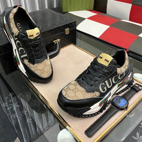 グッチ スニーカー モノグラム メンズ 定番 gucciシューズ 靴革製